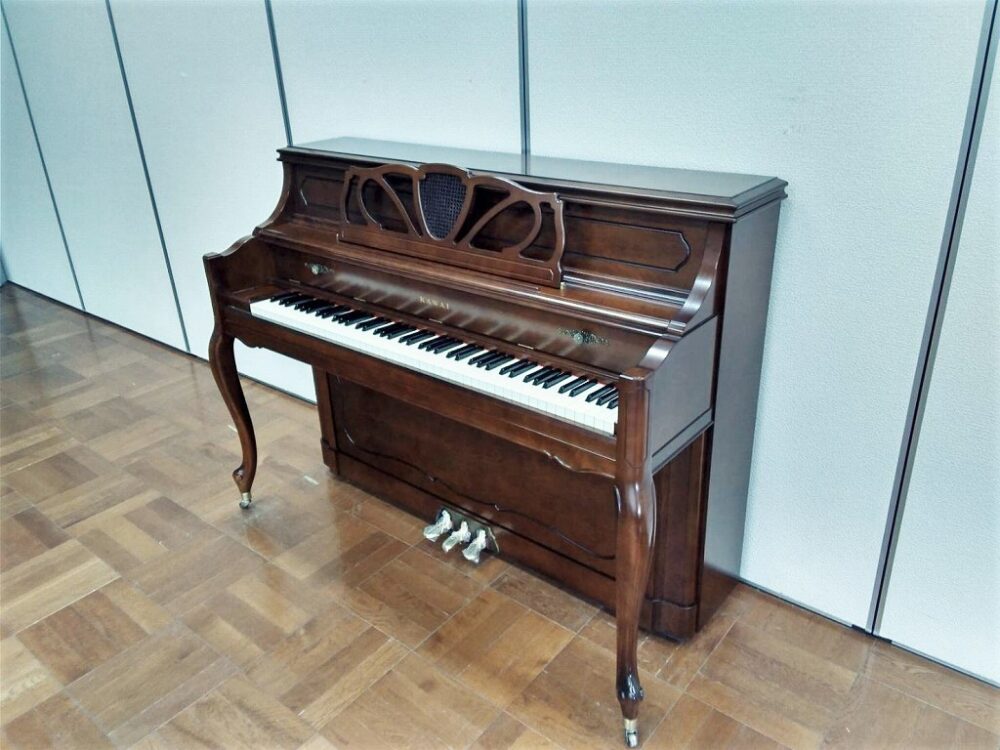 Used piano Ki60KF overall picture