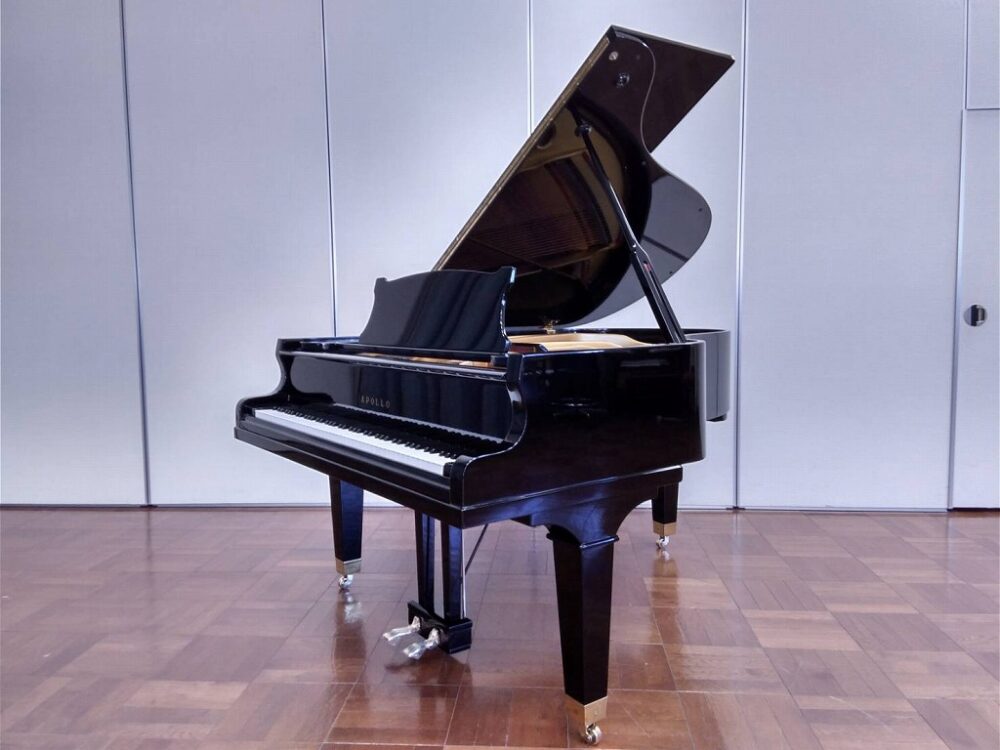 Used piano A-30 overall picture